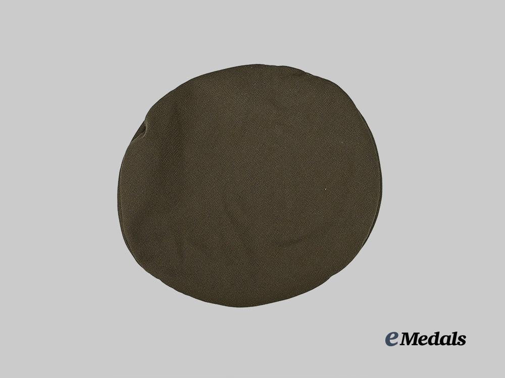 cuba,_republic._a_cuban_army_beret_c1970s_e_medals__m0440-43_3