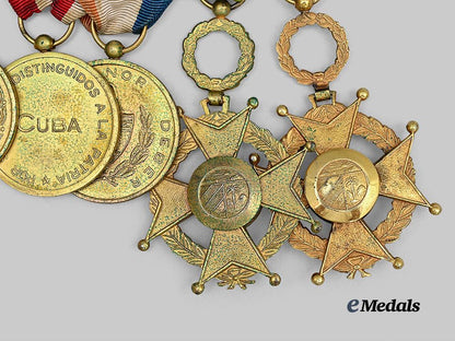 cuba,_republic._a_medal_bar_with_six_decorations_e_medals__m0440-6_6