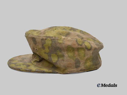 germany,_s_s._a_waffen-_s_s_oak_leaf_pattern_reversible_camouflage_field_cap_e_medals__m0473-63_5