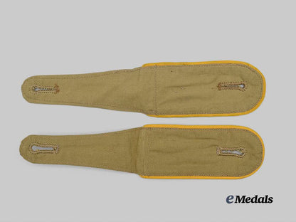 germany,_luftwaffe._a_set_of_flight_personnel/_fallschirmjäger_enlisted_ranks_tropical_shoulder_straps_e_medals__m0473-65_5