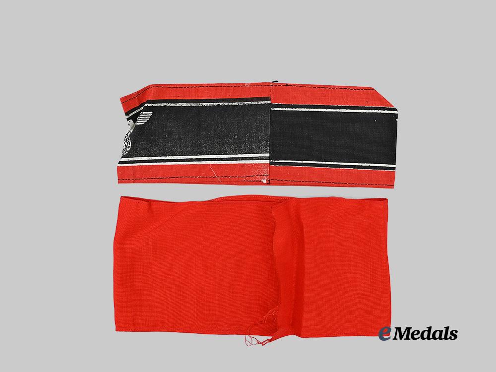 germany,_third_reich._a_pair_of_armbands_for_n_s_d_a_p_and_volkssturm_members_e_medals__m0507-57_3