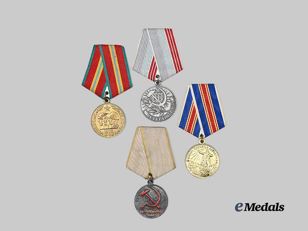 russia,_soviet_union._a_mixed_lot_of_medals_e_medals__m0507-59_2