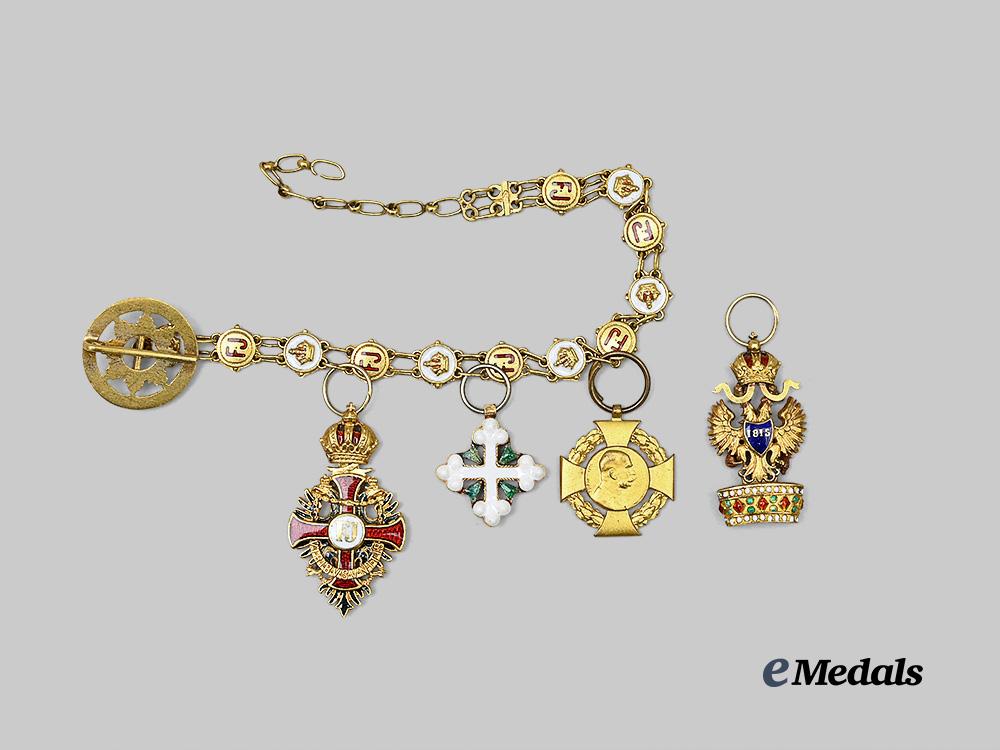 austria,_imperial._a_fine_chain_of_miniature_imperial_orders&_decorations_e_medals__m0603-12_2