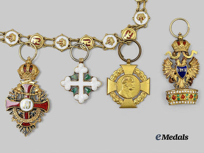 austria,_imperial._a_fine_chain_of_miniature_imperial_orders&_decorations_e_medals__m0603-12_3
