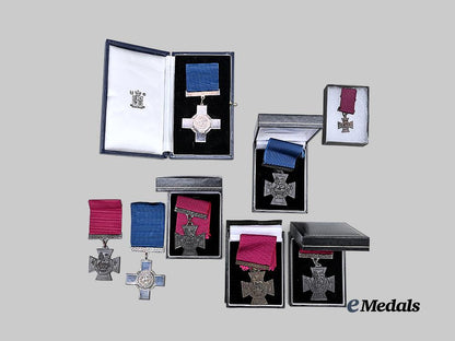 united_kingdom._a_lot_of_eight_gallantry_awards(_collector’s_copies)_e_medals__m0614-22_10
