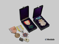 Japan, Empire. A Mixed Lot of Orders and Medals