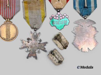 japan,_empire._a_mixed_lot_of_orders_and_medals_e_medals__m0625-139_7