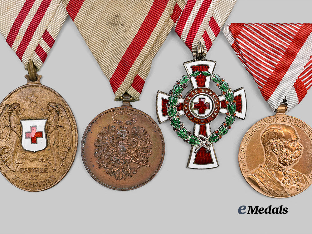austria,_imperial._a_lot_of_four_decorations_e_medals__m0625-151_3