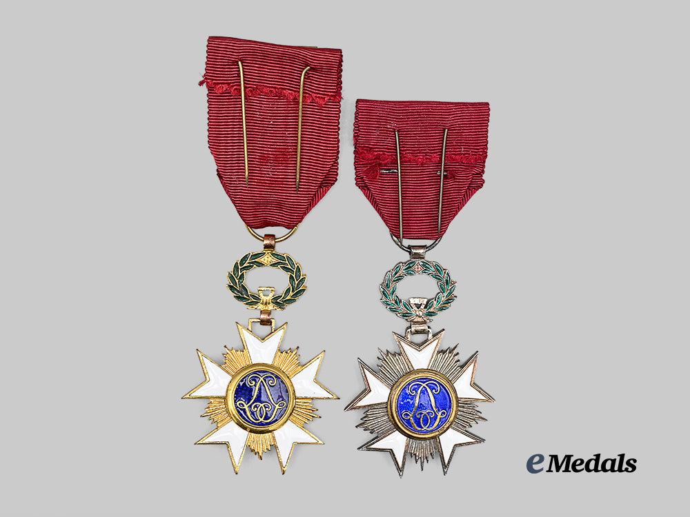belgium,_kingdom._two_orders_of_the_crown,_officer_and_knight_e_medals__m0625-156_4