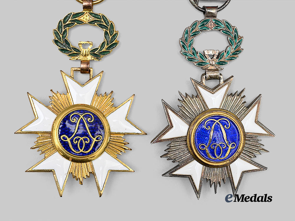 belgium,_kingdom._two_orders_of_the_crown,_officer_and_knight_e_medals__m0625-156_5
