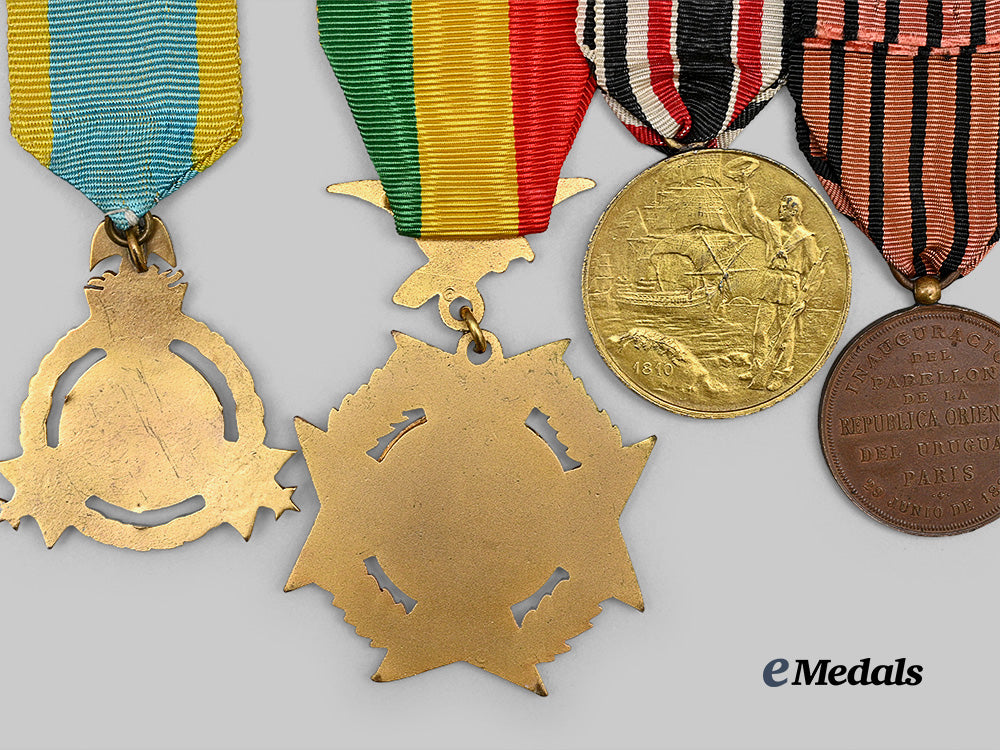 international._a_lot_of_four_south_american_decorations_e_medals__m0625-167_5