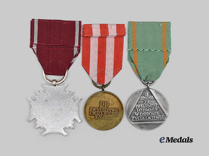 poland._a_lot_of_three_second_war_medals_e_medals__m0625-184_4