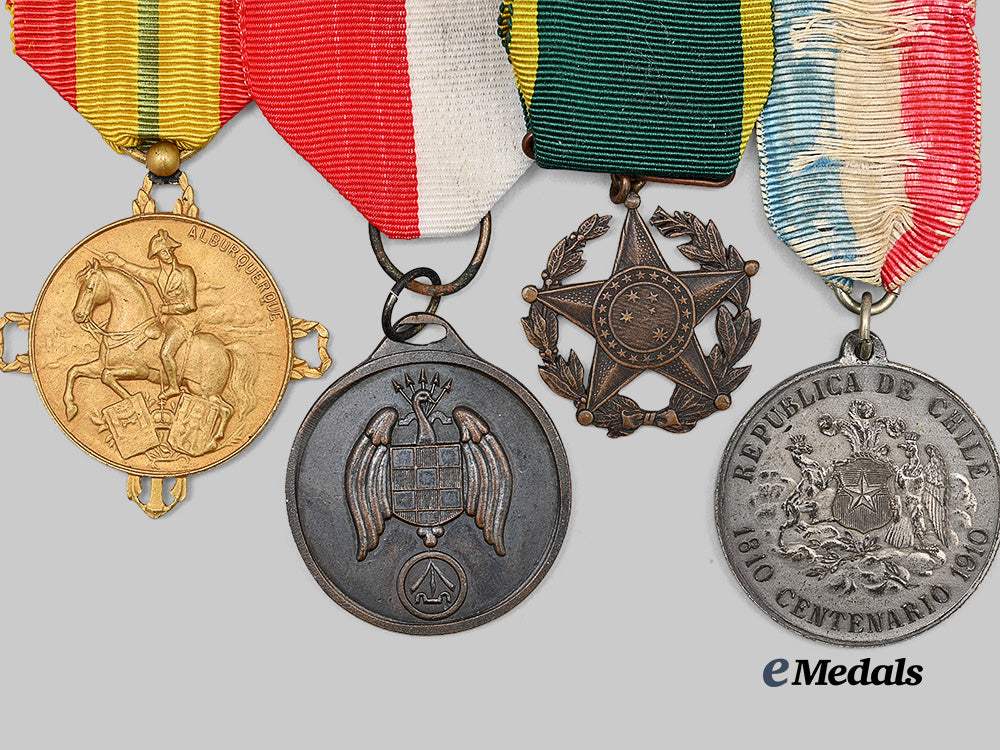 international._a_lot_of_four_medals_e_medals__m0625-186_3