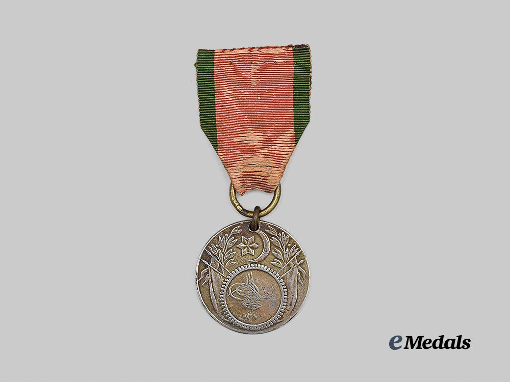 turkey,_ottoman_empire._an_order_of_glory_medal,_danube_campaign_e_medals__m0625-188_2
