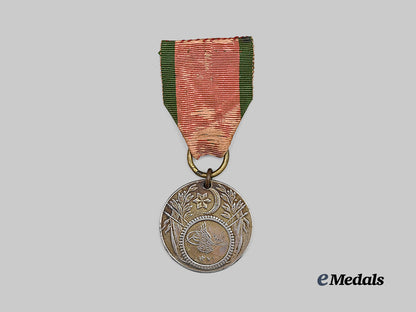turkey,_ottoman_empire._an_order_of_glory_medal,_danube_campaign_e_medals__m0625-188_2