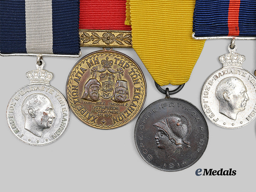greece,_republic._four_army_long_service_and_good_conduct_medals_and_two_medals_e_medals__m0625-191_4