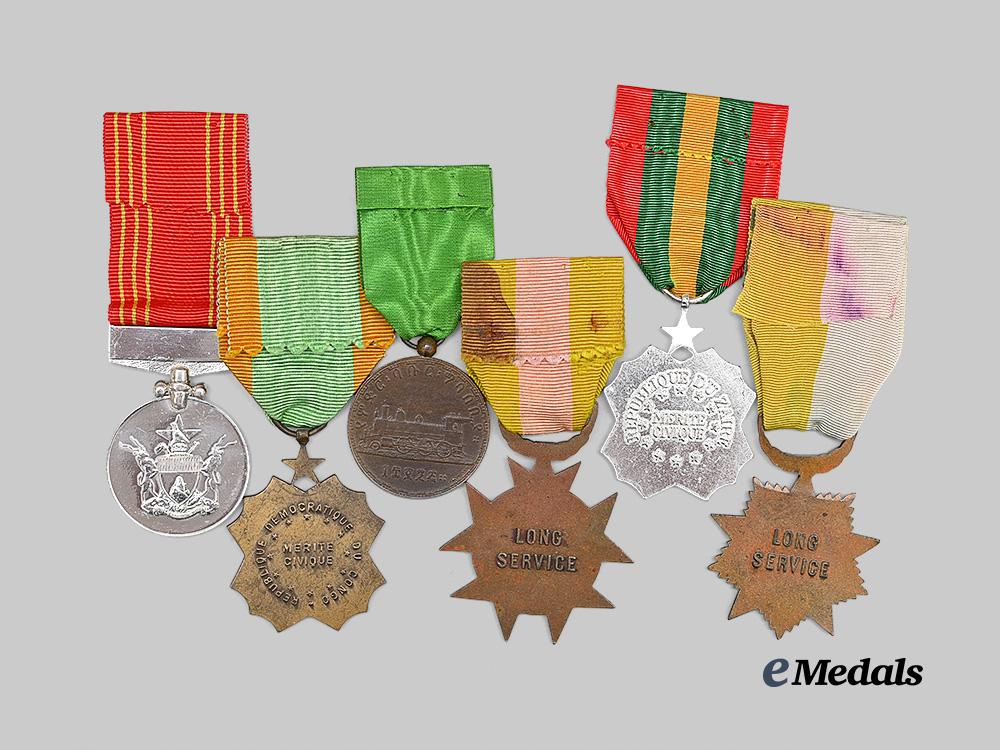 libya,_zaire,_zimbabwe._a_lot_of_six_african_medals_e_medals__m0625-207_5