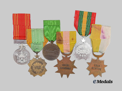 libya,_zaire,_zimbabwe._a_lot_of_six_african_medals_e_medals__m0625-207_5