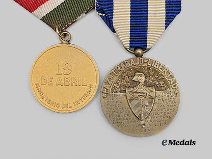 cuba,_republic._a_lot_of_two_medals_e_medals__m0625-208_5
