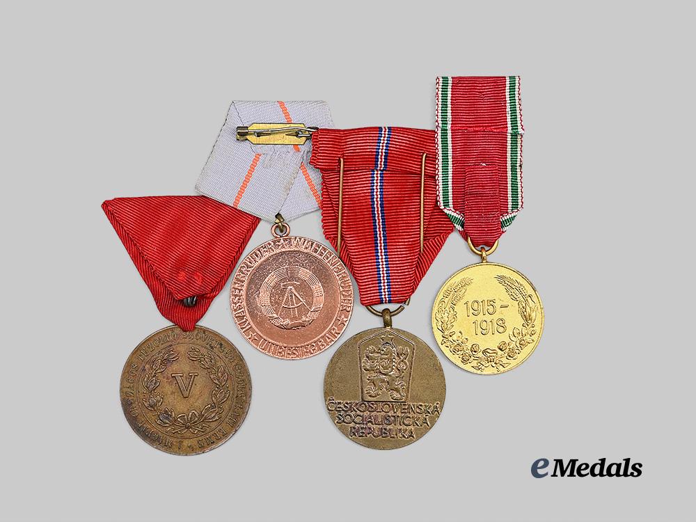 international._a_lot_of_four_eastern_european_medals_e_medals__m0625-227_4