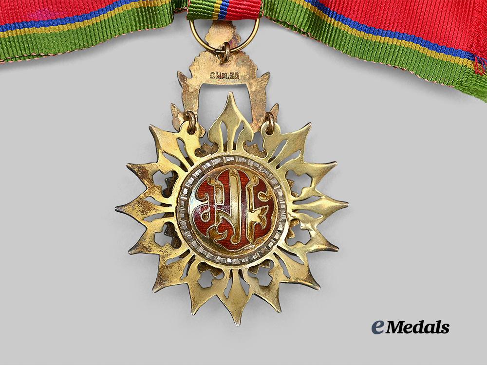 thailand,_kingdom._an_order_of_the_white_elephant,_grand_commander_for_dames,_in_case_e_medals__m0625-231_11