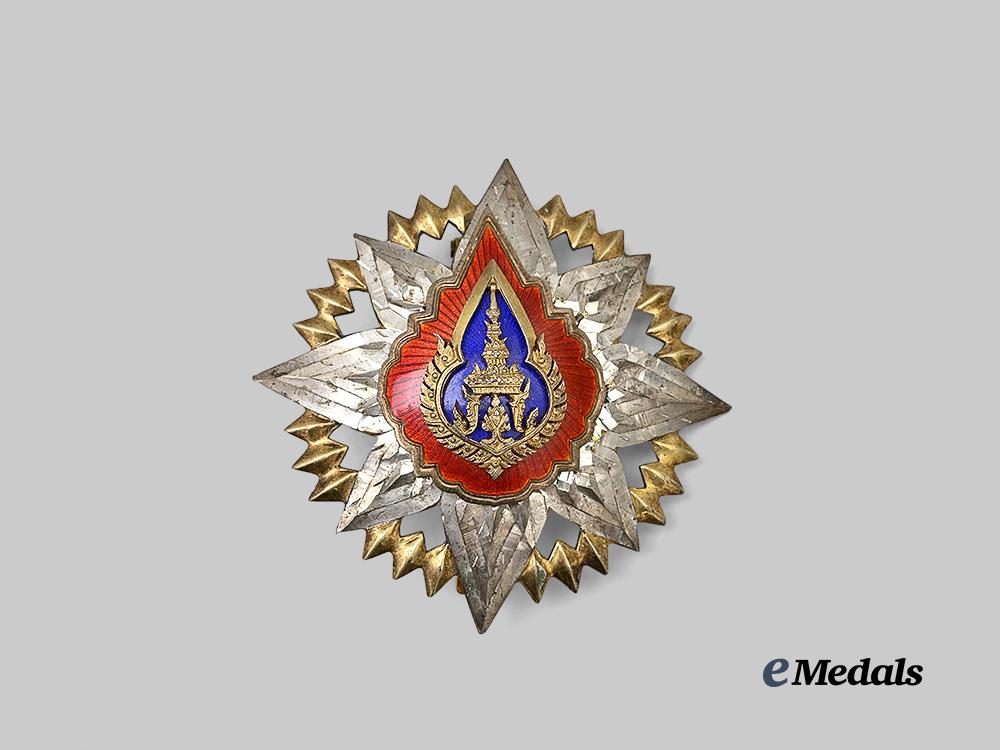 thailand,_kingdom._an_order_of_the_crown,_grand_commander_for_dames,_in_case_e_medals__m0625-232_11