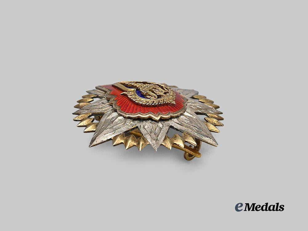 thailand,_kingdom._an_order_of_the_crown,_grand_commander_for_dames,_in_case_e_medals__m0625-232_12