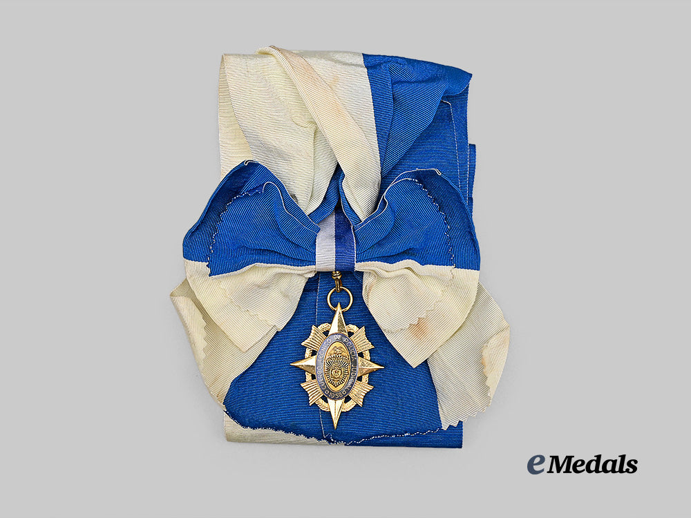 venezuela._an_order_of_merit,_technical_corps_of_police,_i_class_in_case_e_medals__m0625-236_5