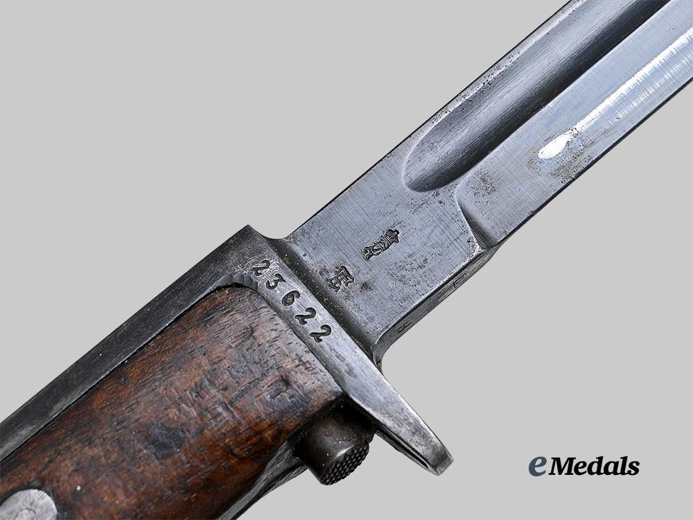 international._a_set_of_three_first_war_bayonets_e_medals__m0631-51_20