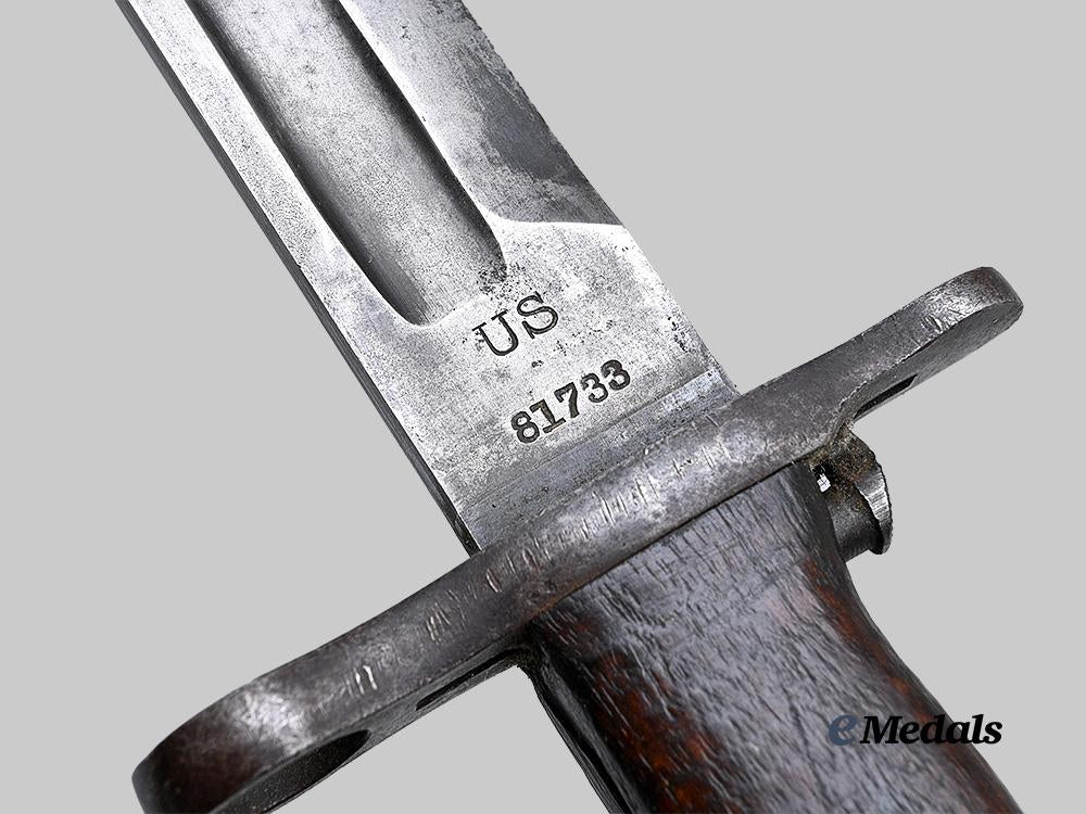 international._a_set_of_three_first_war_bayonets_e_medals__m0631-51_27