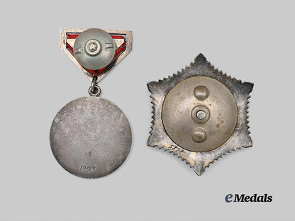 mongolia,_people’s_republic._an_order_of_the_polar_star_and_an_honorary_medal_of_labour_e_medals__m0661-83_3