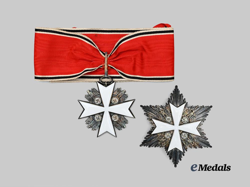 germany,_third_reich._a_rare_order_of_the_german_eagle,_merit_cross_with_breast_star_and_case,_by_deschler&_sohn_e_medals__m0661-85_7