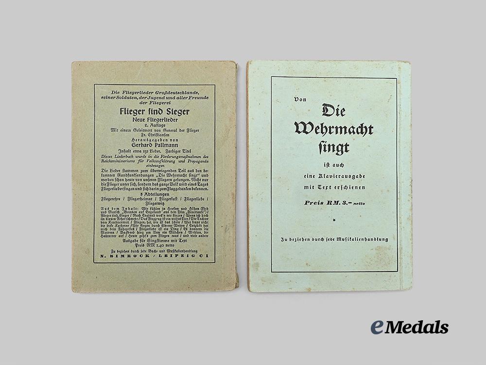 germany,_third_reich._a_mixed_lot_of_books_and_periodicals_e_medals__m0672-11-1_4