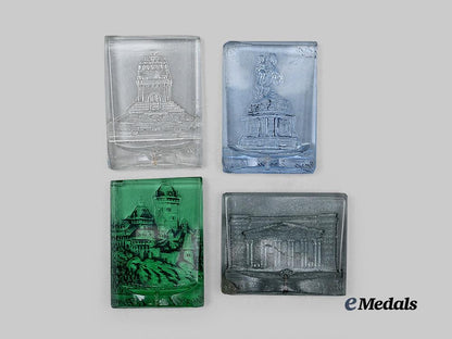 germany,_third_reich._a_mixed_lot_of_awards_and_badges_e_medals__m0672-12_6