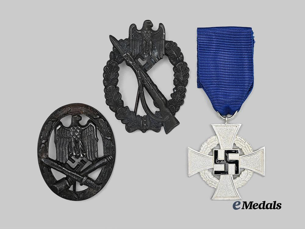 germany,_wehrmacht._a_mixed_lot_of_service_awards_e_medals__m0672-13_2