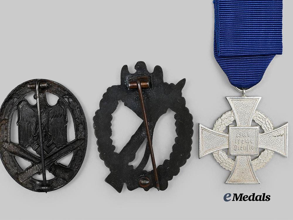 germany,_wehrmacht._a_mixed_lot_of_service_awards_e_medals__m0672-13_5