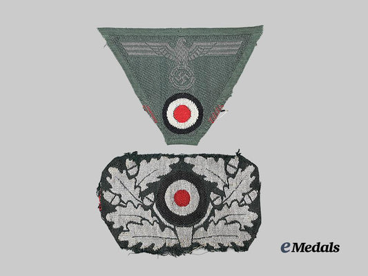 germany,_heer._a_pair_of_cap_insignia_for_enlisted_and_officer_ranks_e_medals__m0676-143_2