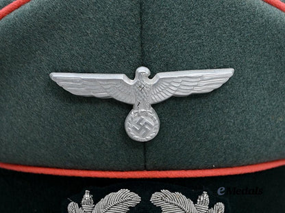 germany,_heer._a_panzer_troops_officer’s_visor_cap,_owner-_attributed,_by_e_r_e_l_e_medals__m0676-235_10