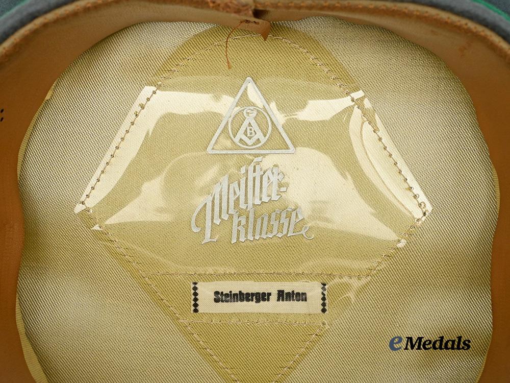 germany,_heer._a_gebirgsjäger_e_m/_n_c_o’s_visor_cap,_owner-_attributed,_by_g._a._hoffmann_e_medals__m0676-236_10