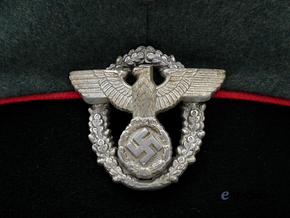 germany,_ordnungspolizei._a_feuerschutzpolizei_visor_cap_for_officer_ranks,_owner-_attributed,_by_j._a._hierteis_e_medals__m0676-238_11