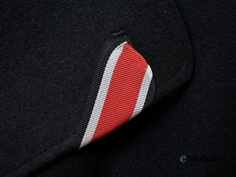 germany,_heer._a_rare_black_wrap_for_a_major_of_panzer_troops_e_medals__m0676-244_13