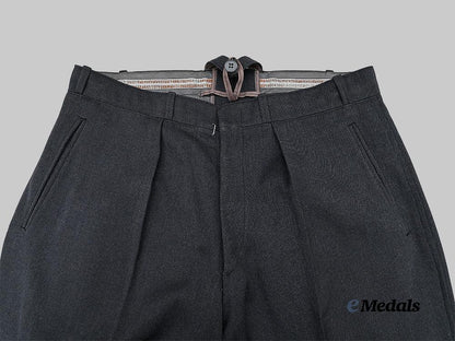 germany,_luftwaffe._a_mint_pair_of_breeches_for_senior_non-_commissioned_officers_e_medals__m0676-252_4