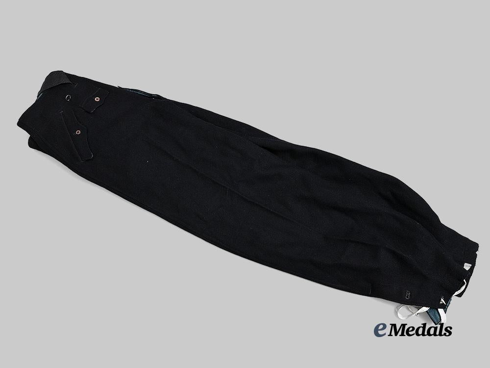 germany,_heer._a_pair_of_trousers_for_panzer_troops,_late-_war_issue,_by_bauch_of_vienna_e_medals__m0676-254_4