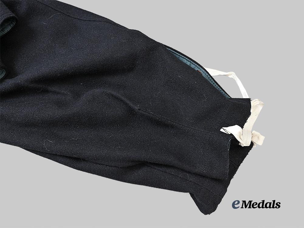 germany,_heer._a_pair_of_trousers_for_panzer_troops,_late-_war_issue,_by_bauch_of_vienna_e_medals__m0676-254_9