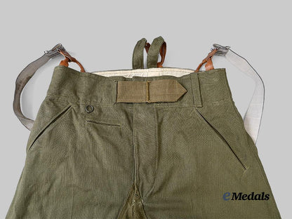germany,_heer._a_pair_of_tropical_breeches,_with_suspenders,_by_m._neumann_of_vienna_e_medals__m0676-257_4