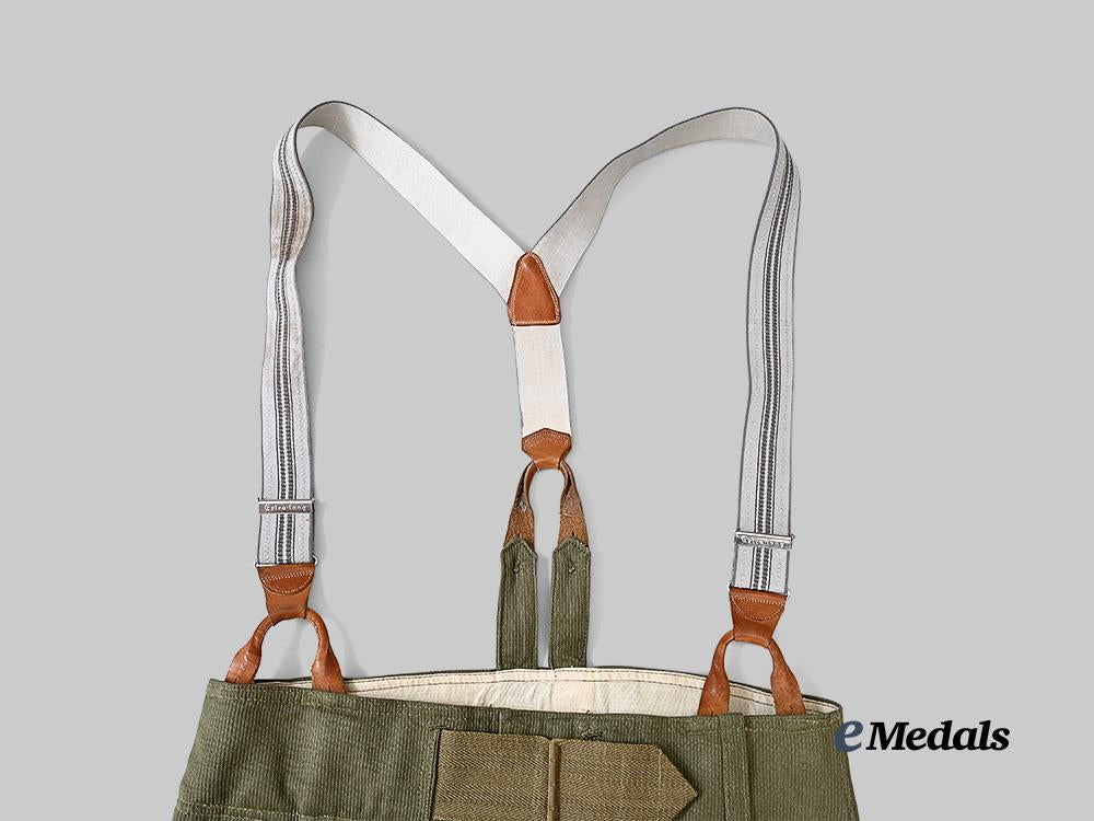 germany,_heer._a_pair_of_tropical_breeches,_with_suspenders,_by_m._neumann_of_vienna_e_medals__m0676-257_5