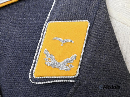 germany,_luftwaffe._a_service_tunic_for_a_leutnant_of_kampfgeschwader4_e_medals__m0676-269_12