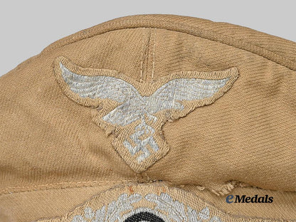 germany,_luftwaffe._a_rare_tropical_visor_cap_e_medals__m0676-294_10