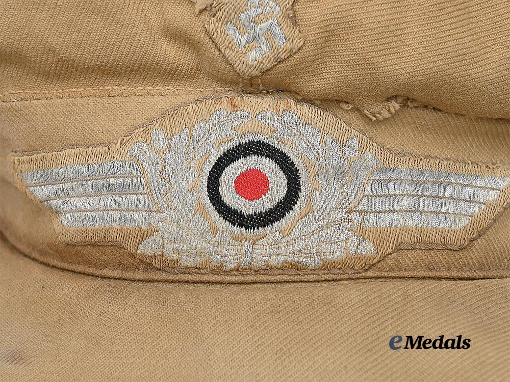 germany,_luftwaffe._a_rare_tropical_visor_cap_e_medals__m0676-294_11