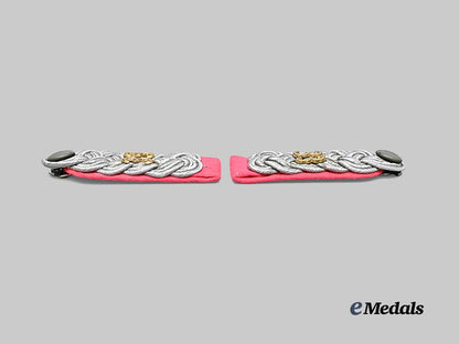 germany,_heer._a_set_of_panzer_major_rank_insignia_e_medals__m0676-306_4